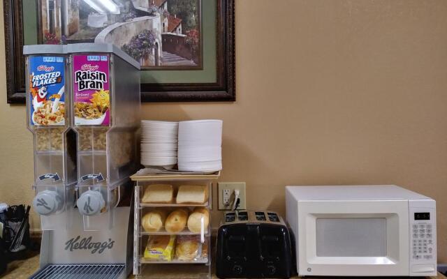 Econo Lodge Rome South