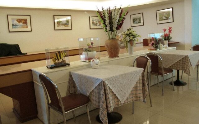 Beverly Hill Park Hotel