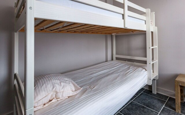 Pretty Holiday Home in Nieuwpoort-bad With Terrace