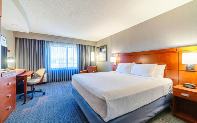 Courtyard by Marriott Biloxi North/D'Iberville
