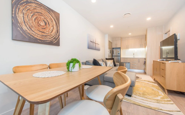 2 BRM apartment Opp to SkyTower view