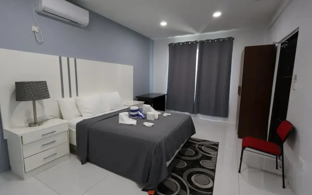 Luxury 5BD Loft in Prime Location