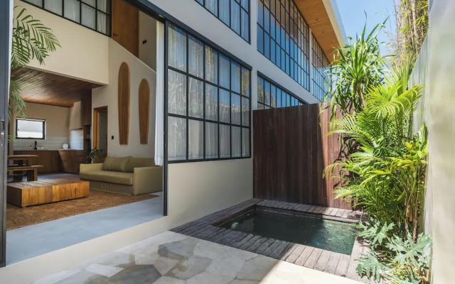 Surf Loft 2 by Alfred in Bali
