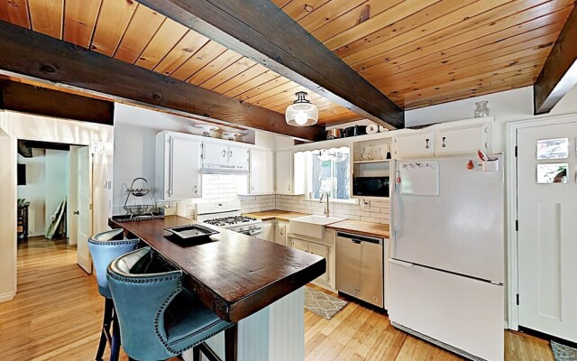 266 Lake Arrowhead - 4 Br Home