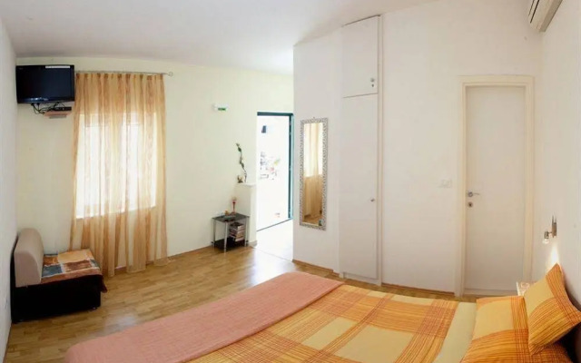 Central Old Town Rooms