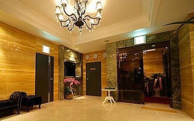 Ever Tourist Hotel