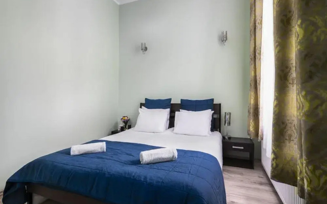 Platinum Aparthotel
