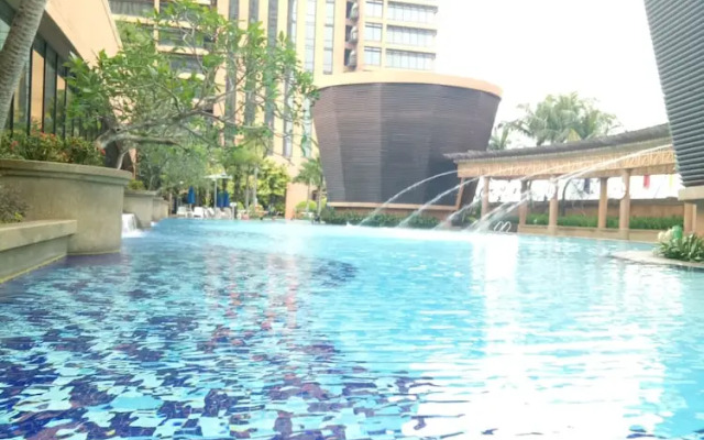 SM service suite Times Square