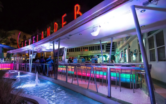 Clevelander Hotel – Adults Only