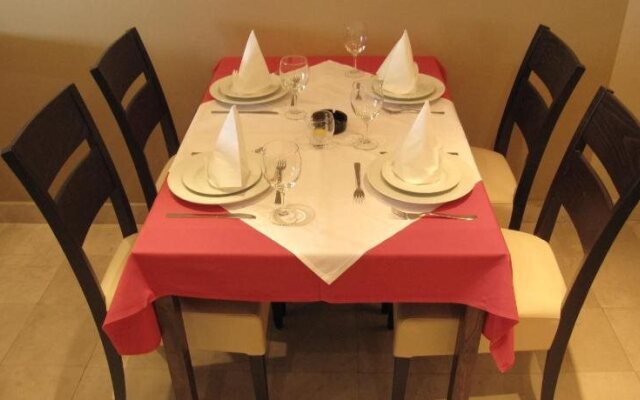 Pansion & Apartments Sidro