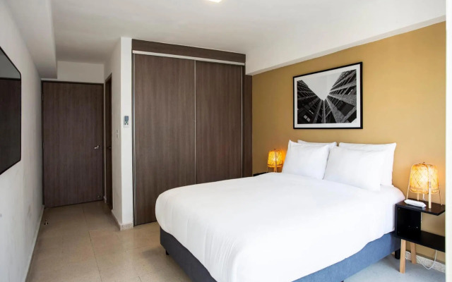 Incredible 2BR In La Cresta