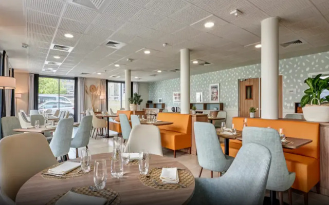 Quality Suites Cherbourg