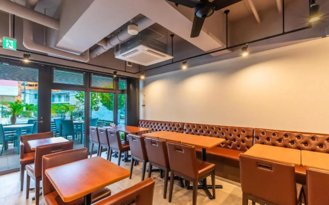 Yenn's Marina Inn Mercy