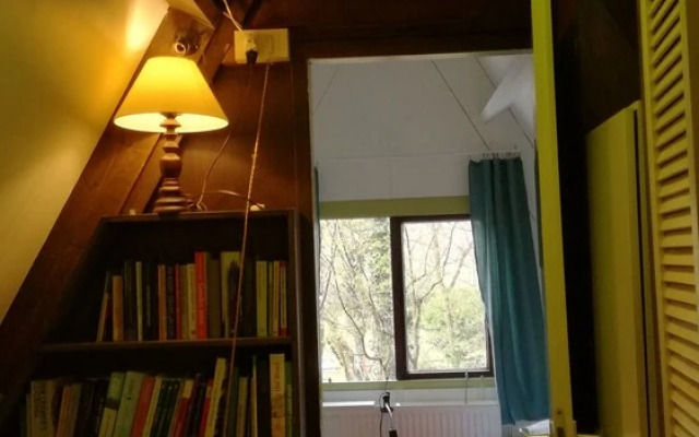 Beautiful Chalet Next to Forest Nature Preserve