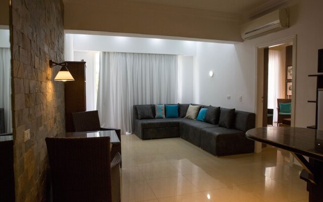 1 bedroom in Sunterra with huge patio