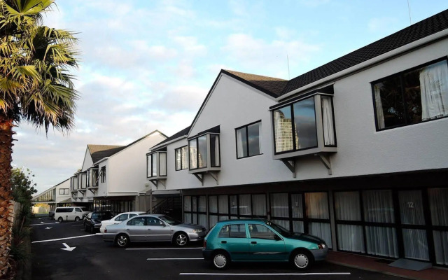 Anzac Court Motel