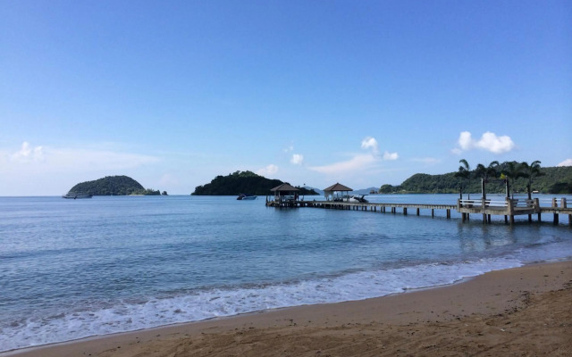 Makathanee Resort