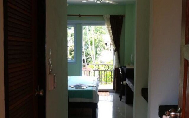 The Memories Holiday Home Beachside & Mini Zoo Samui Lamai