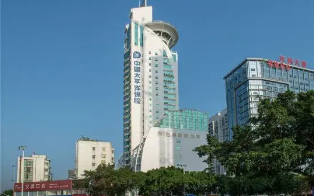 Poltton International Service Apartment