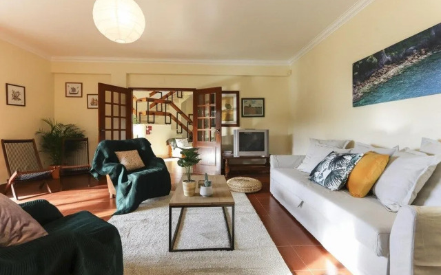 Sintra Classic Villa by Homing