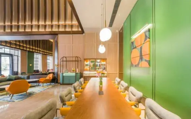 Orange Hotel (Shenzhen Qinghu Subway Station Store)