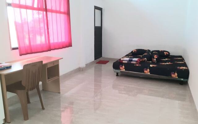 Almira Homestay