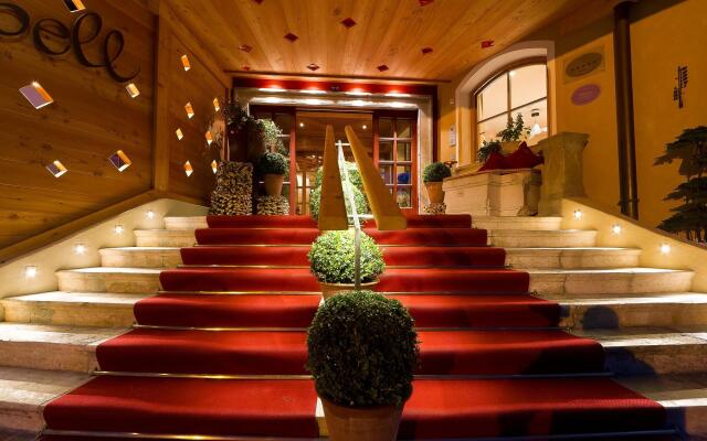 Mirabell Dolomiten Wellness Residenz Hotel