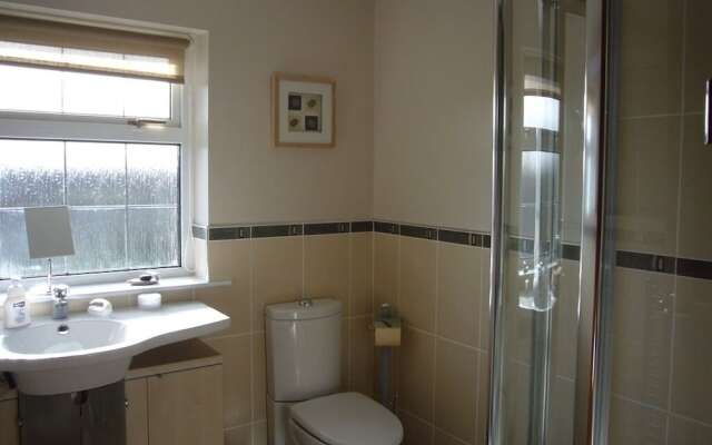 Pinetrees Bed & Breakfast