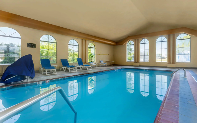 Comfort Inn Bourbonnais near I-57
