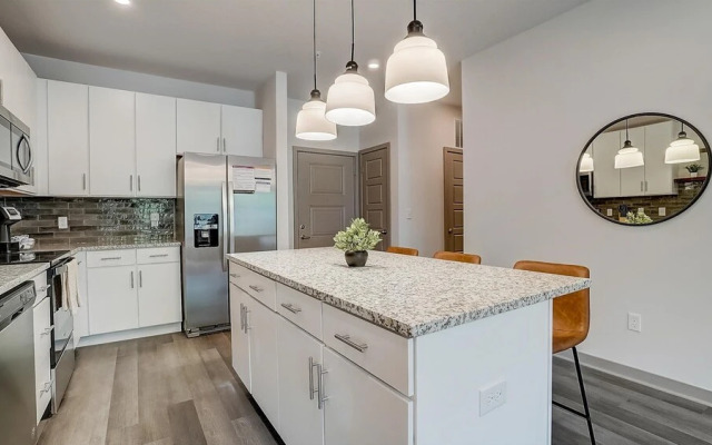 FRONTDESK Axel Row Apts Avondale Birmingham