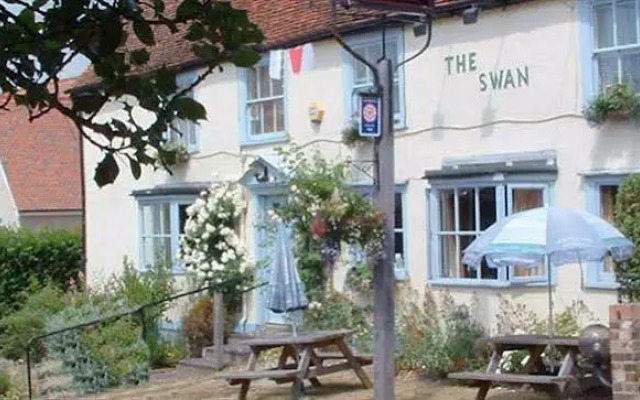 The Swan at Great Easton
