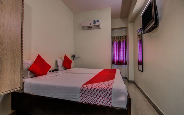 Silver Villa by OYO Rooms