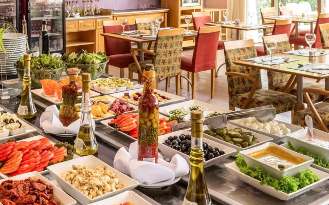 Novotel Porto Alegre Tres Figueiras Hotel