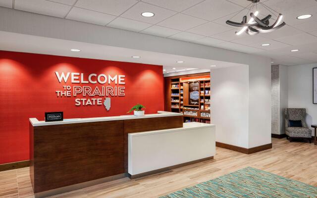 Hampton Inn & Suites Chicago Waukegan