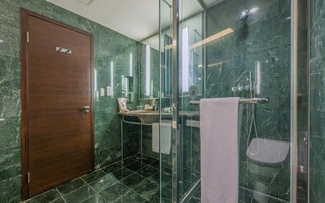 Huang Shin Business Shang An Building