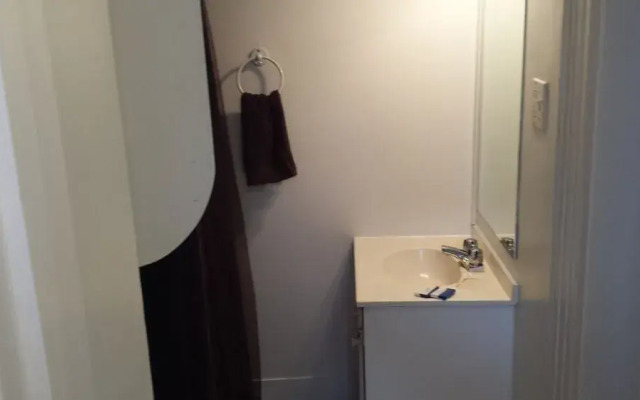 Adib Apartments - 362 Friel St