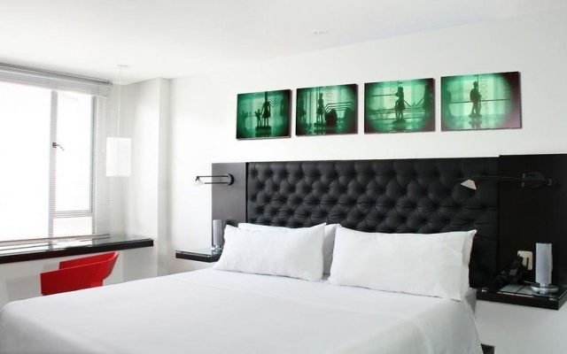 104 Art Suites