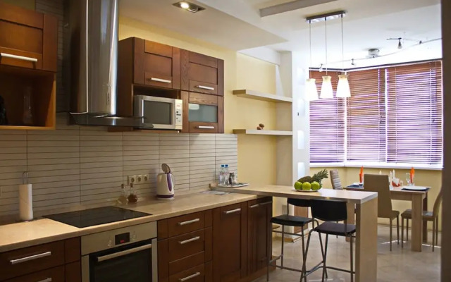 PaulMarie Apartments on Prs. Stroiteley