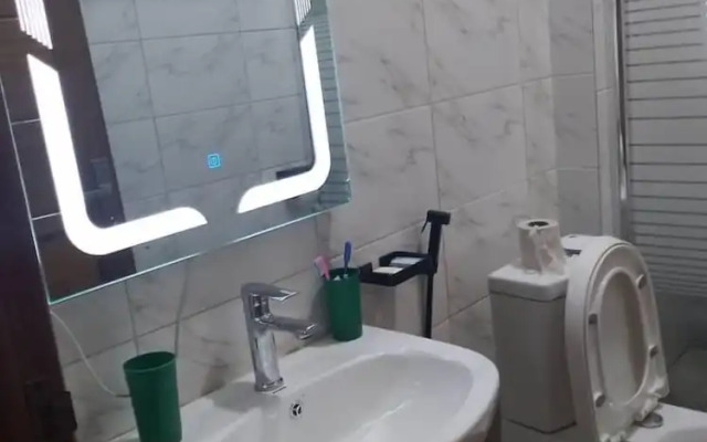 EstaCode Suites- Executive