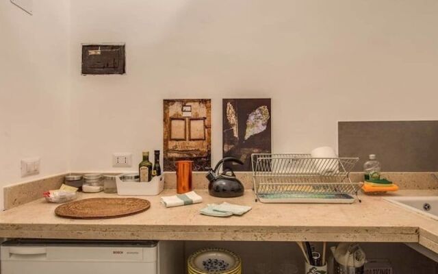 Trastevere budget studio