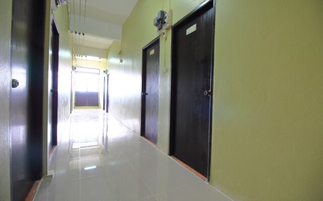 OYO 381 Baan Kesmanee