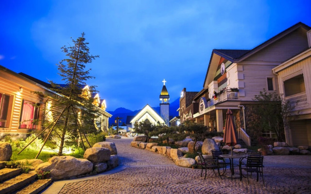 Orenda Teton Hotel