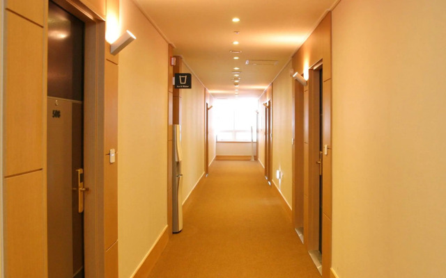 Hotel Skypark Myeongdong Iii