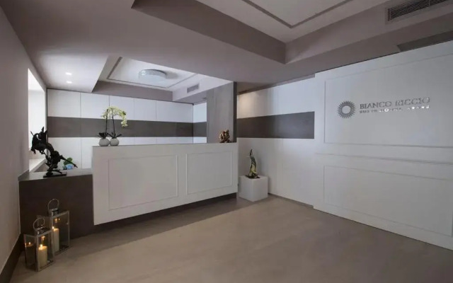Bianco Riccio Suite Hotel