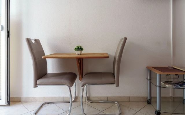 Studio for 2 People - Split Region