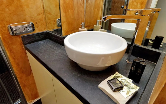 Cozy Flowers - My Extra Home