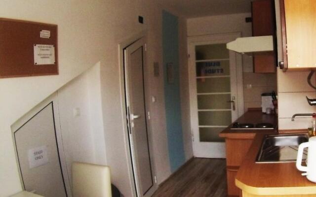 CroParadise Central Suites