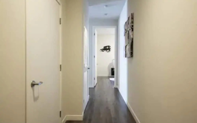 Downtown LA Fully Furnished Apartment