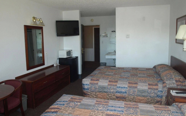 Yellowstone River Inn