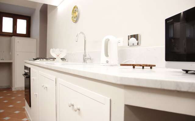 Art Apartment Borgo la Croce